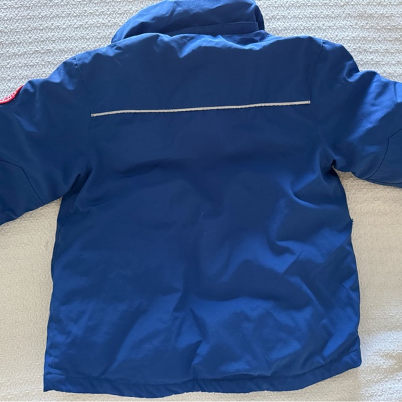 Canada Goose down jacket size 6-7 l - Picture 3 of 4